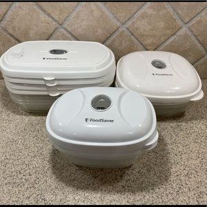 SET of 6 FoodSaver Vacuum Seal plastic food storage containers.